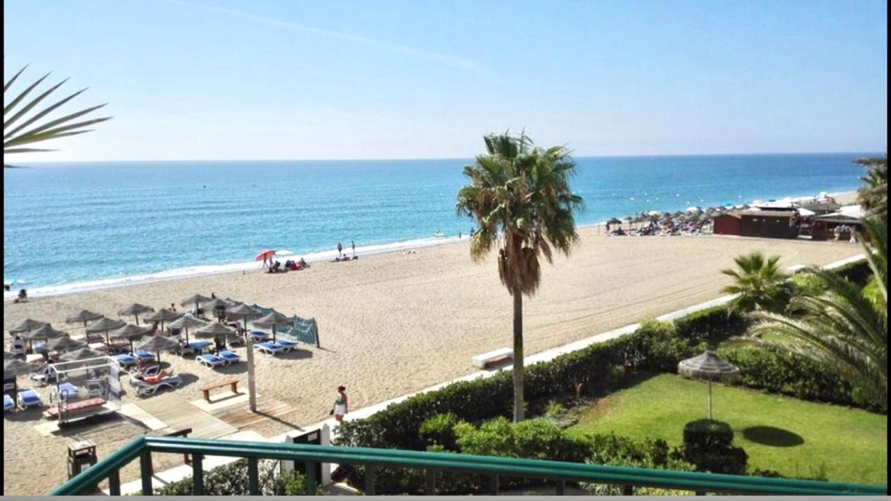 Beachfront Apartment In La Cala De Mijas Εξωτερικό φωτογραφία