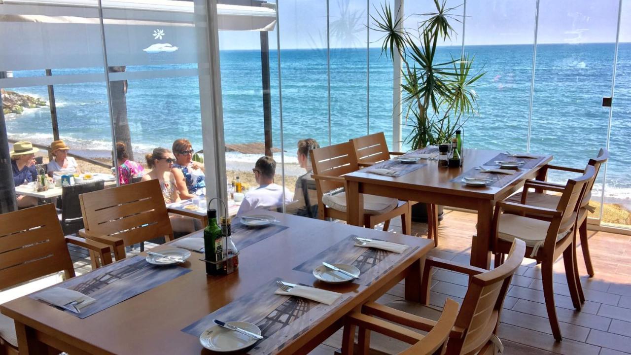 Beachfront Apartment In La Cala De Mijas Εξωτερικό φωτογραφία